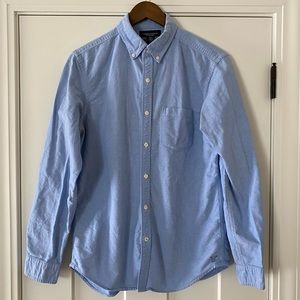 American Eagle Men's Button Down Oxford Shirt – Light Blue